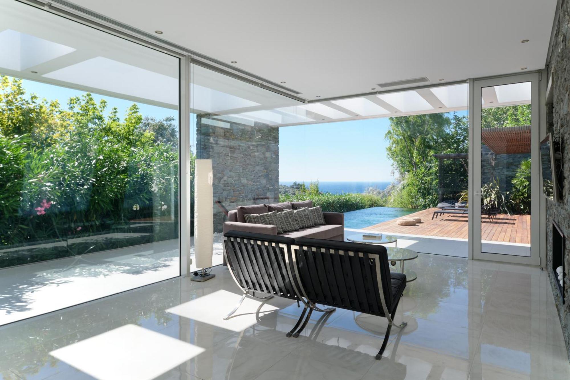 A - Luxury Villas Plomari エクステリア 写真